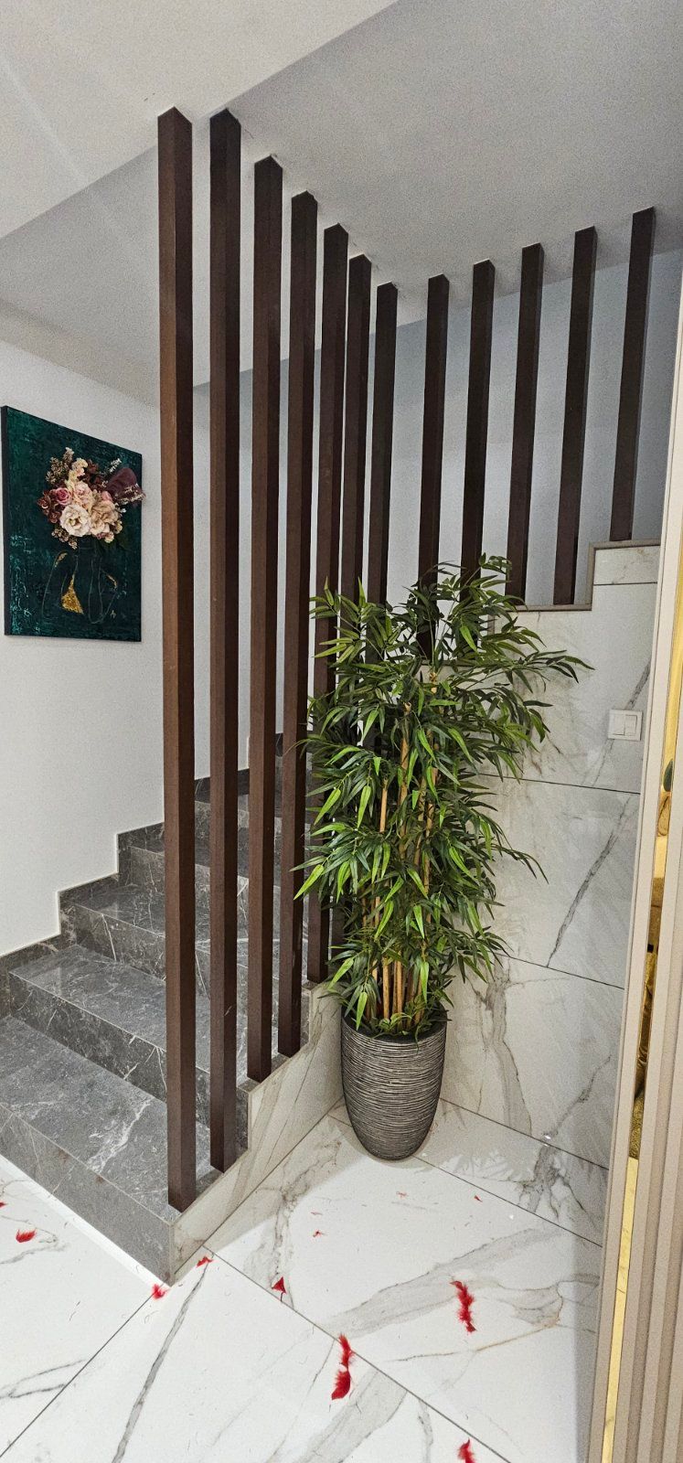 Modern interior finish in a Michaelides Construction home